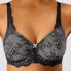 Triumph ’Contouring Sensation W01’ Underwired Minimiser Bra